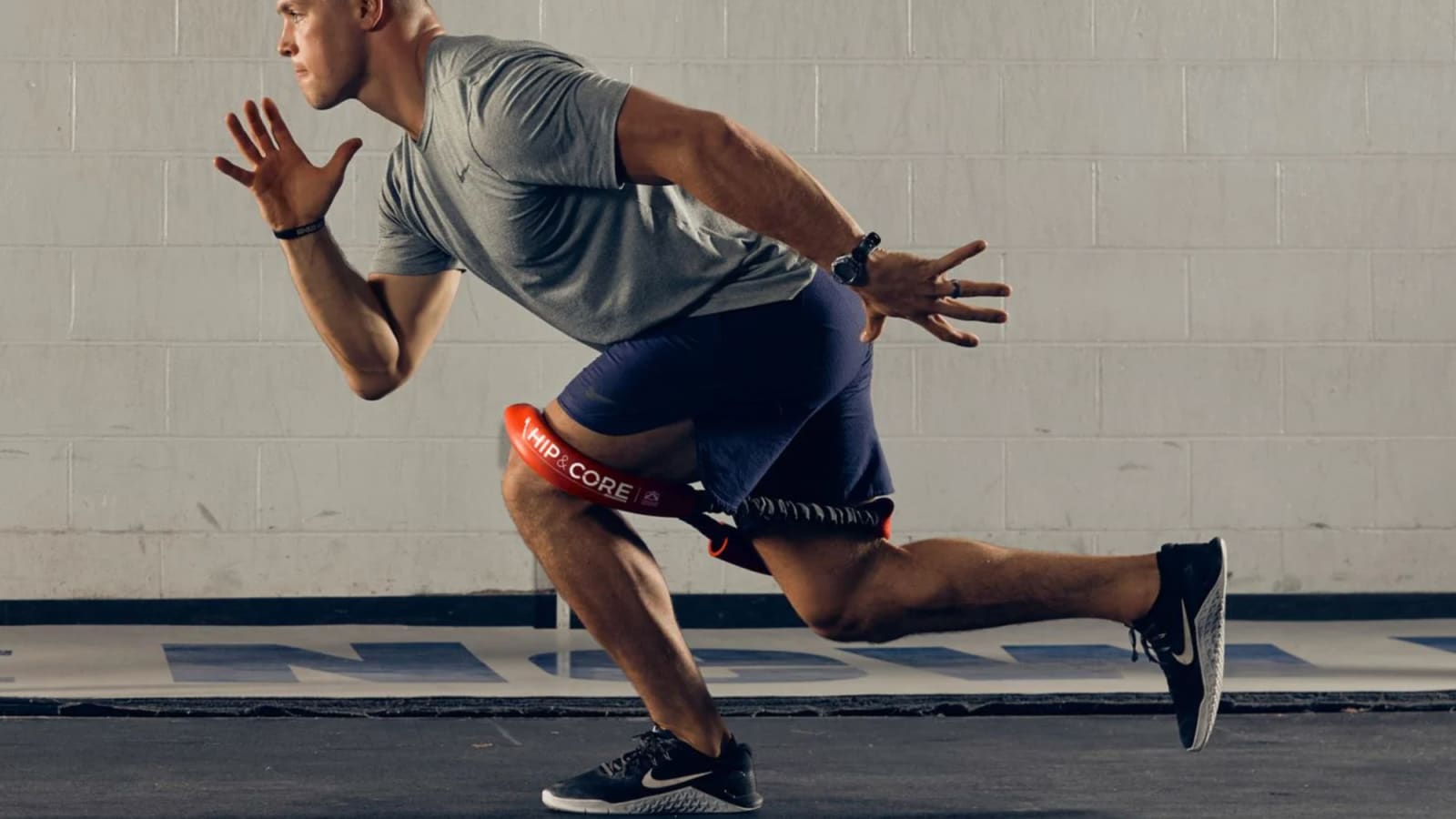 Crossover symmetry hip store & core system